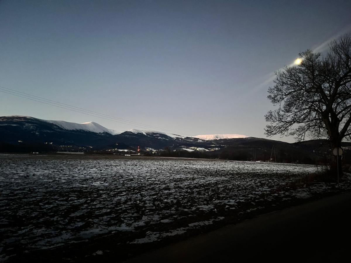 Sarnia Polana Villa Kostrzyca Buitenkant foto